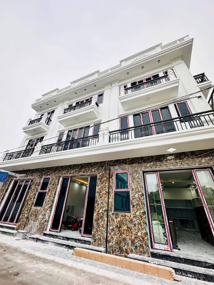 Nhà riêng 3 tầng Kiến An 40m² giá 1.85 tỷ - Giá tốt hiếm có!