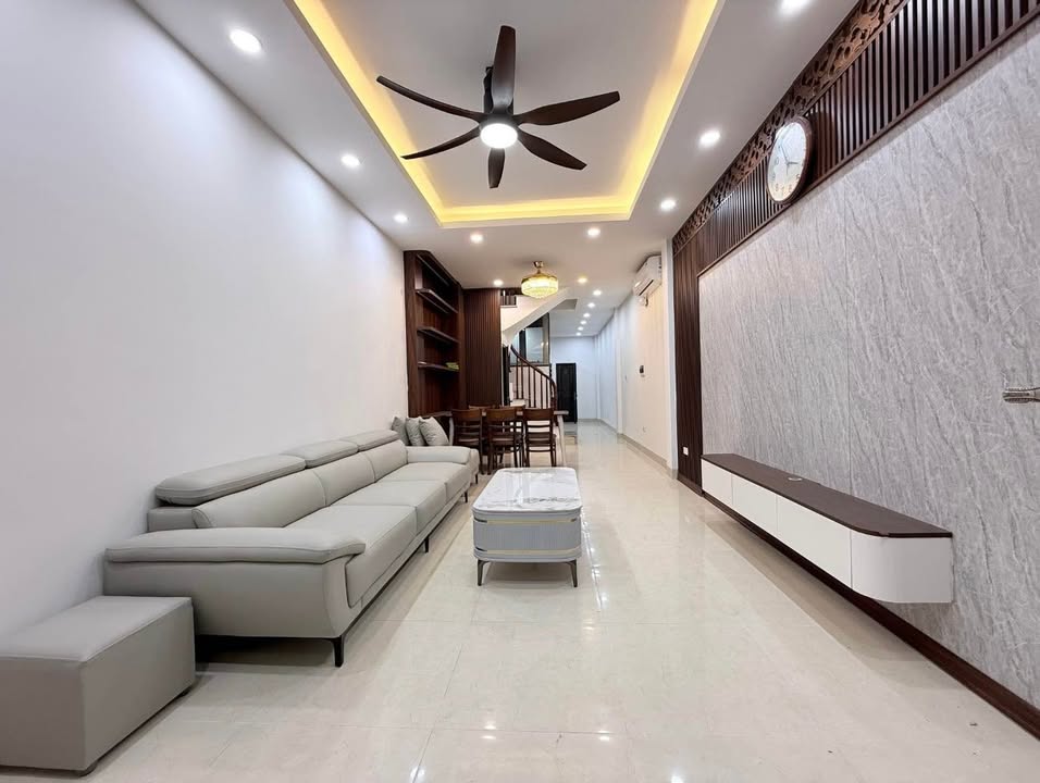 Bán nhà Nguyễn An Ninh 45m² giá 14.8 tỷ - Phân lô, ô tô vào nhà!