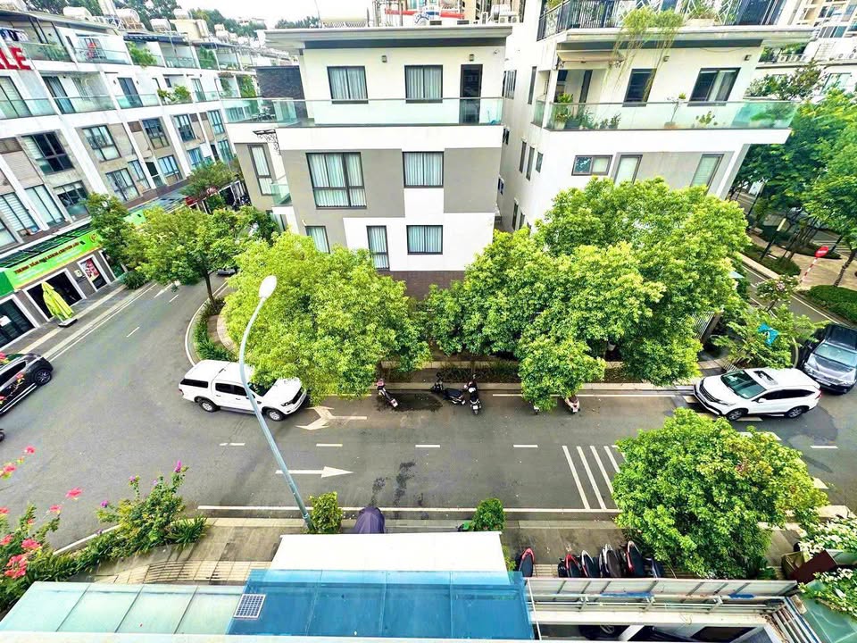Nhà Phố Hà Đô Centrosa Garden Q10 - 88m² - 53 Tỷ - Kinh Doanh Đỉnh Cao