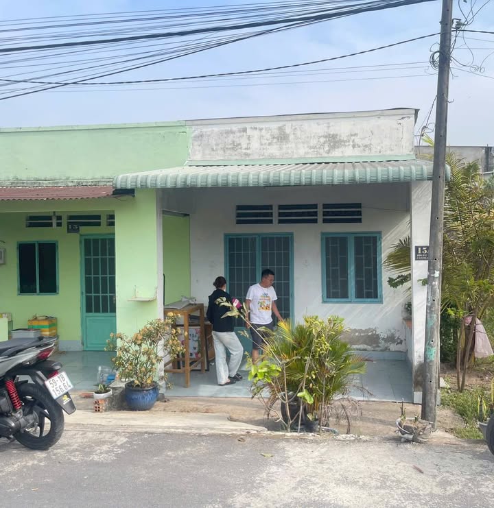 Bán nhà Tân Phú Trung Củ Chi 52m² giá 1.28 tỷ - Vị trí đẹp!