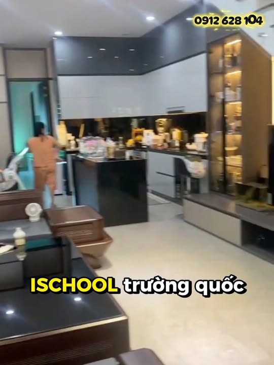 Nhà 108m² 2 Tầng Đường Nguyễn Du, Hà Tĩnh - Ngay Cổng Ischool, Giá 6 Tỷ