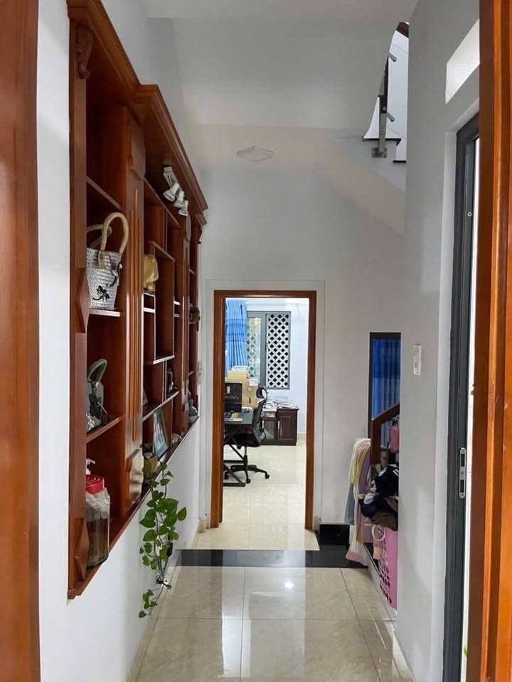 Nhà 3 Tầng Trương Văn Thành, Q9 - 55.8m² - 8 Tỷ - Sẵn Sàng Ở Ngay