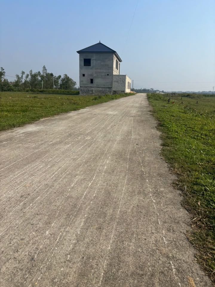 Đất thổ cư 330m² Cẩm Dương, Hà Tĩnh - Sổ đỏ sẵn sàng, giá 9xx triệu