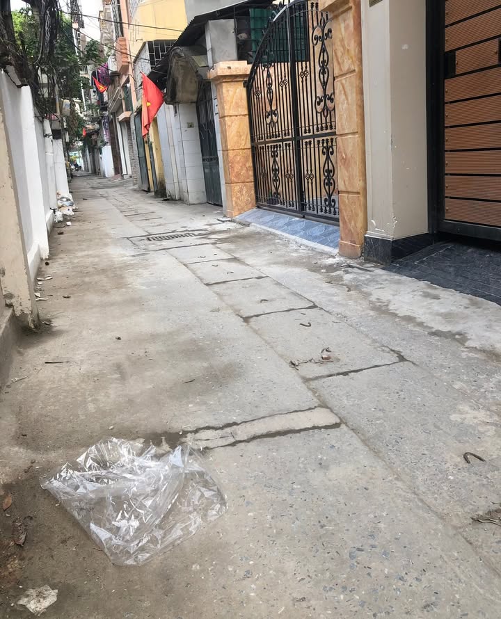 Thuê CHDV Nhân Chính Thanh Xuân 100m² - Vị trí trung tâm - Ô tô đỗ cửa