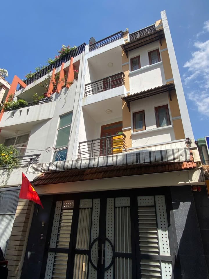 Bán nhà Dương Quảng Hàm Gò Vấp 58m² giá 4.8 tỷ - Sổ hồng sẵn!