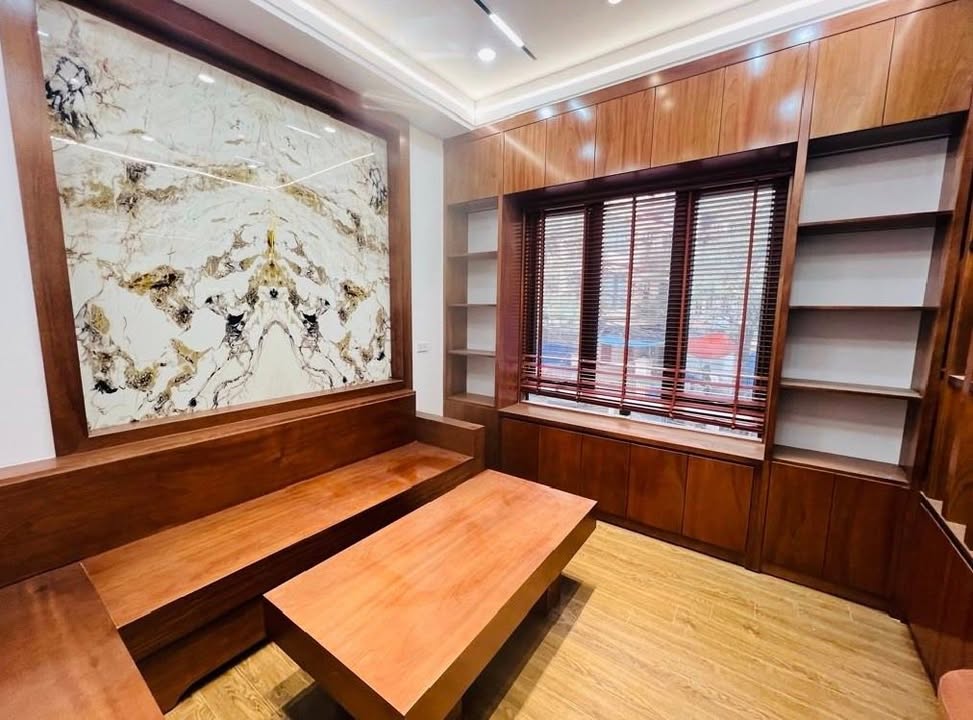 Nhà Định Công Hoàng Mai 40m² 8 Tỷ - Sẵn sàng ở ngay, lô góc!