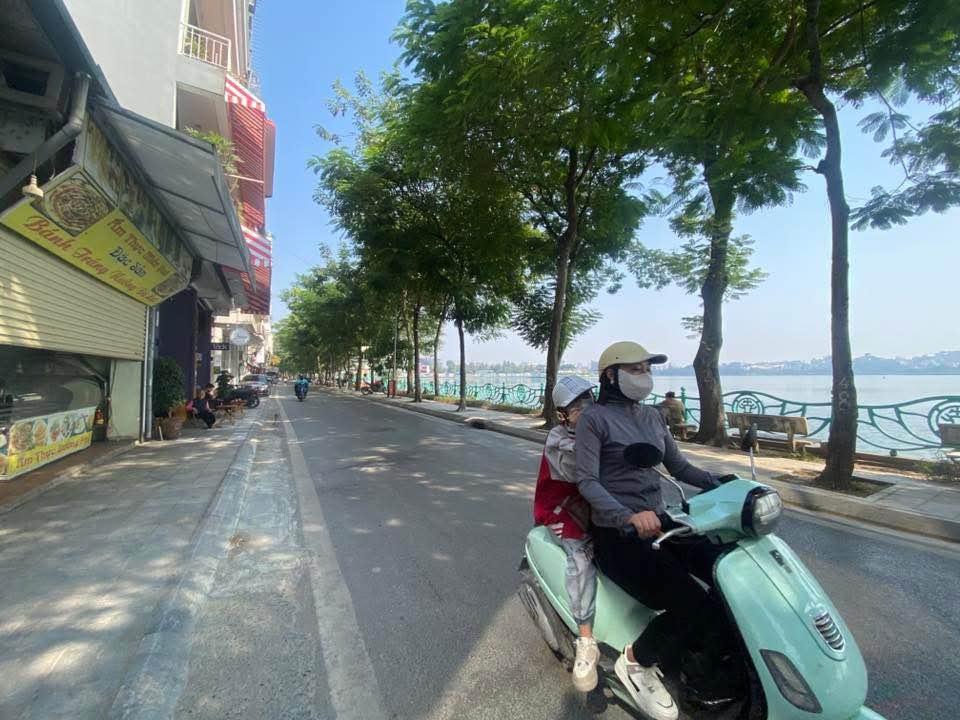 Nhà Phố Nhật Chiêu Tây Hồ 60m² - Vị trí đắc địa, 3 bước ra Hồ Tây!