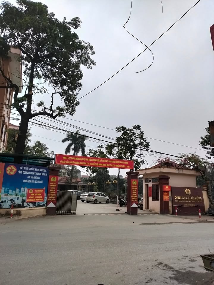 Bán nhà Vân Canh 51m² - Ô tô đỗ cửa, 3 phút tới Mỹ Đình