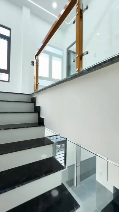 Nhà 2 Mặt Tiền Tân Vĩnh Hiệp, Tân Uyên - 72m² Sổ Đỏ, Giá 3.5 Tỷ