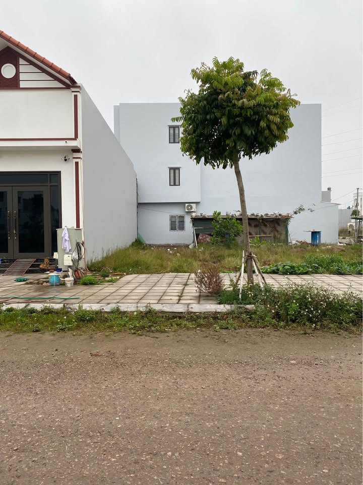 Đất nền TĐC Thượng Trung Móng Cái 90m² giá 2 tỷ - Vị trí đắc địa!