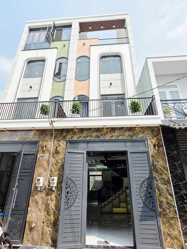 Nhà Hẻm Xe Hơi Ao Đôi, Bình Tân - 48m² 3 Lầu, Sổ Hồng Sẵn Sàng