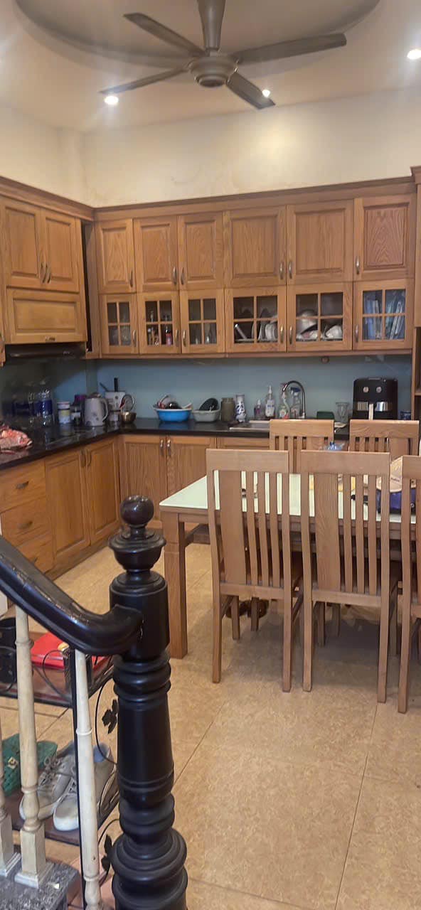 Bán nhà Đội Cấn Ba Đình 37m² 12.2 tỷ - Vị trí đẹp lô góc ngõ thông