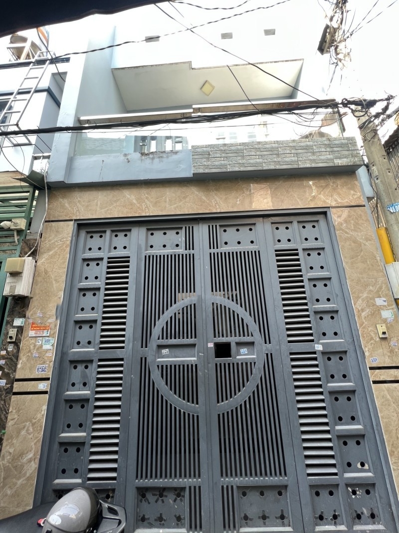 Nhà riêng sát mặt tiền Phú Thọ Hòa Tân Phú 47m² chỉ 5.4 tỷ - Vị trí đẹp!