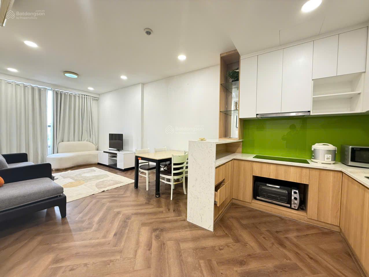 Căn hộ ICON 56 Quận 4 75m² 18 triệu - View đẹp bàn giao ngay!