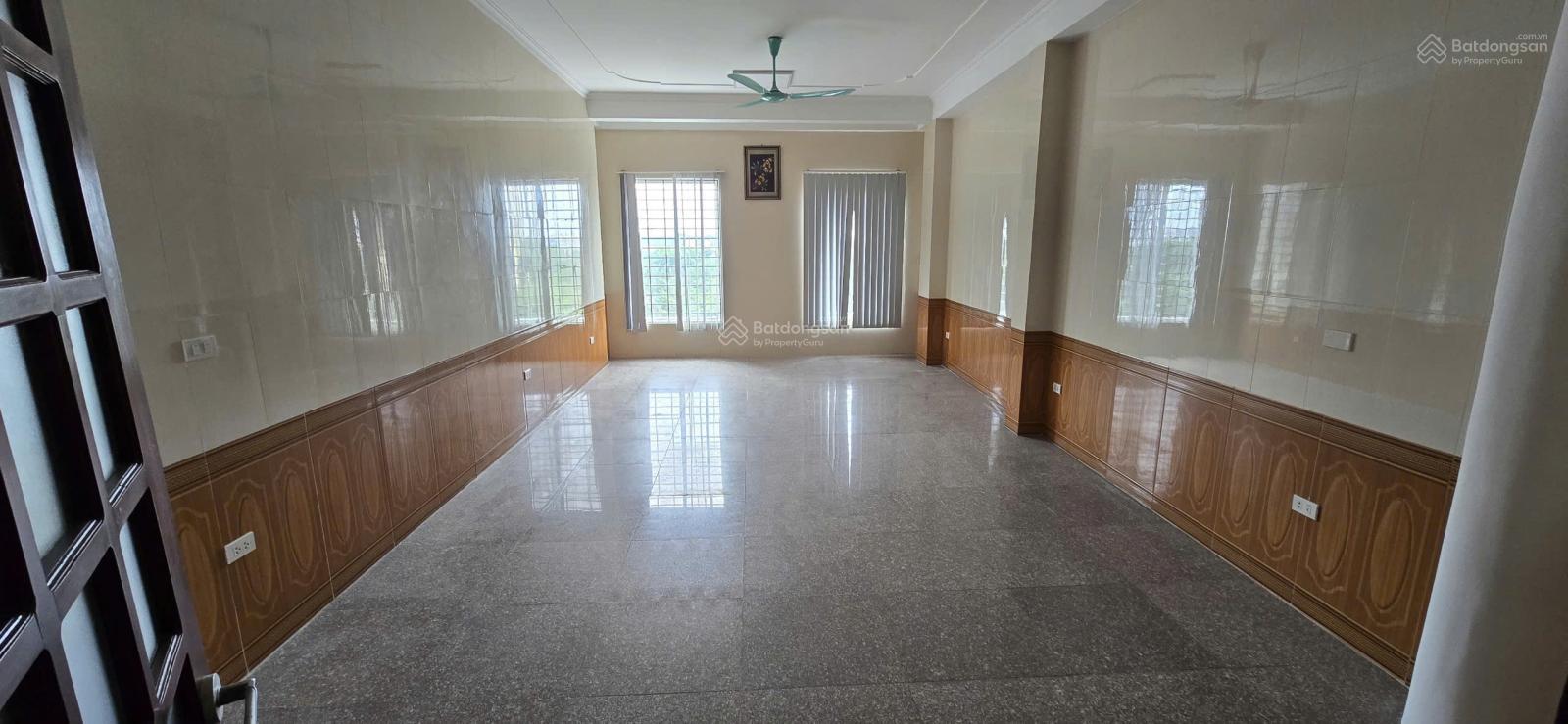 Nhà mặt phố Trần Vỹ 60m² giá 45 triệu - Mặt tiền kinh doanh đắc địa!