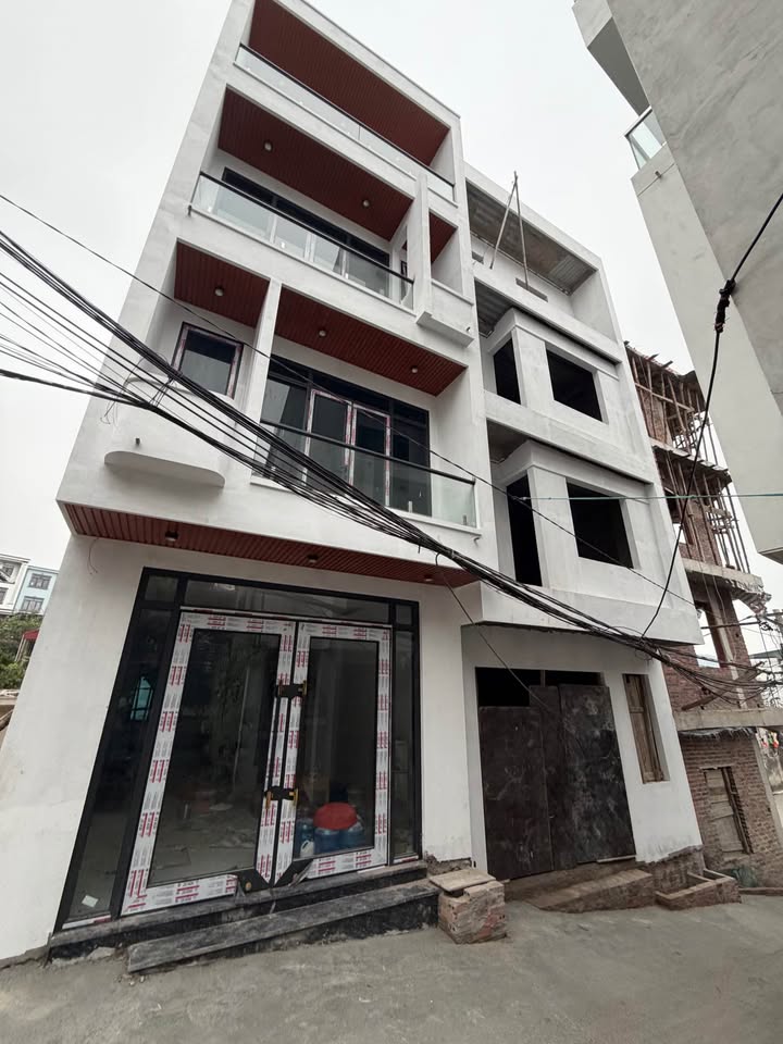 Bán Nhà 4 Tầng Khu Cột 5 Hạ Long 63m² - Ô Tô Đỗ Trong Nhà, Giá Tốt!