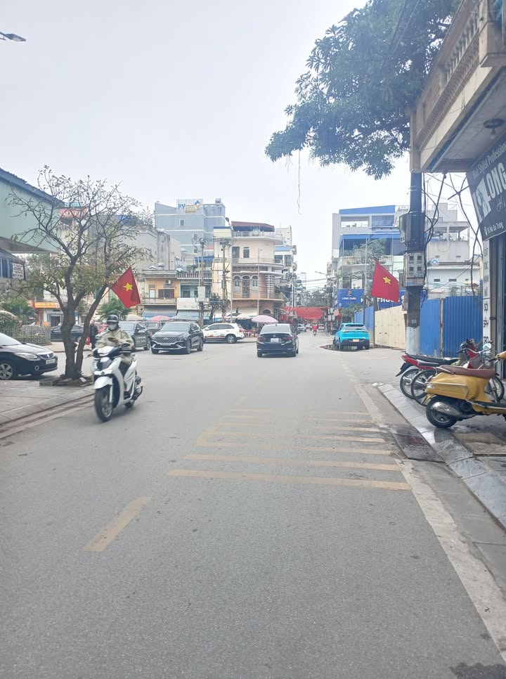 Nhà Mặt Phố Hai Bà Trưng 50m² - Kinh Doanh Sầm Uất, Mở Cửa Có Tiền