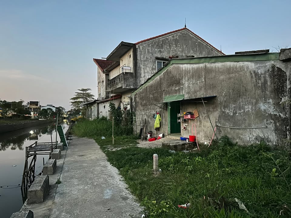 Bán Dãy Trọ Mặt Tiền 150m² Lại Thế, Huế - Thu Nhập 8 Triệu/Tháng