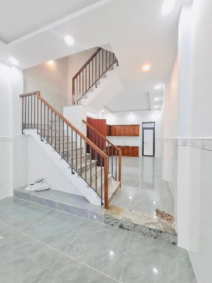 Nhà phố Võ Văn Kiệt Quận 6 64m² giá 7 tỷ - Ô tô vào tận nhà!