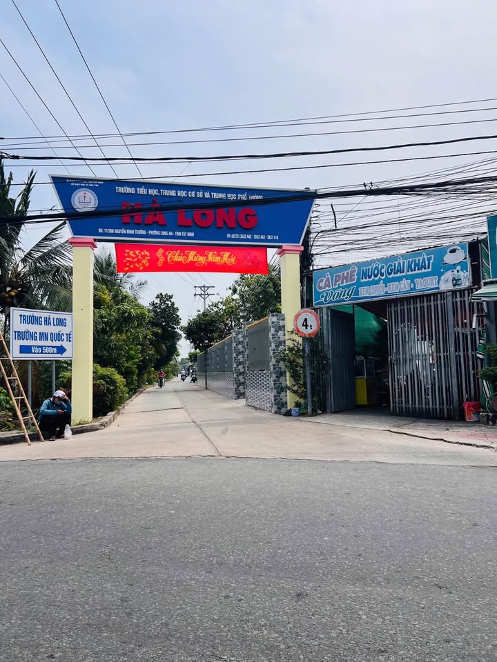 Bán nhà phố Phường 3 Tân An 100m² giá 1.39 tỷ - Sẵn sàng ở ngay!