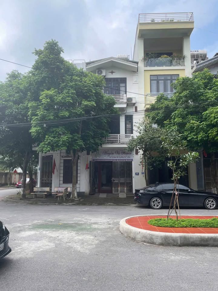 Nhà 4 Tầng Trần Hưng Đạo, Thái Bình - 92m², Mặt Tiền 4.5m - Giá 7.x Tỷ