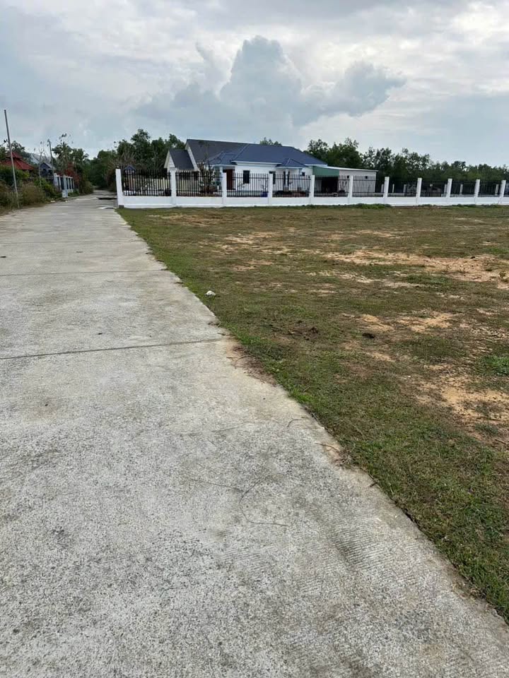 Đất nền Phú Quốc 500m² chỉ 1 tỷ - Xây dựng tự do!