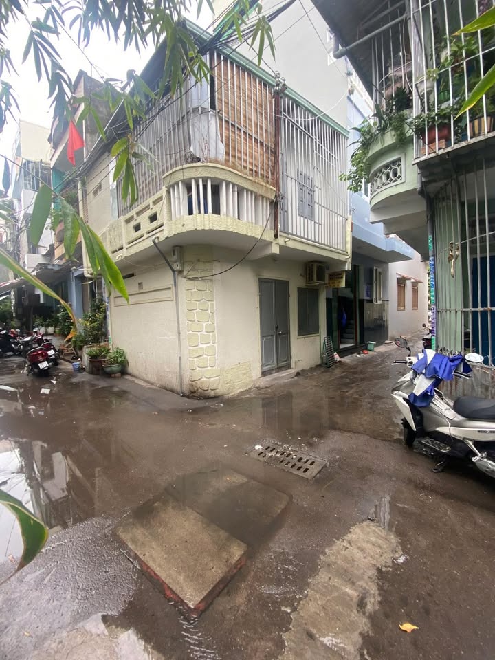 Nhà hẻm 14m² sổ đỏ Nguyễn Thái Học, Quy Nhơn - Giá 1.5 tỷ