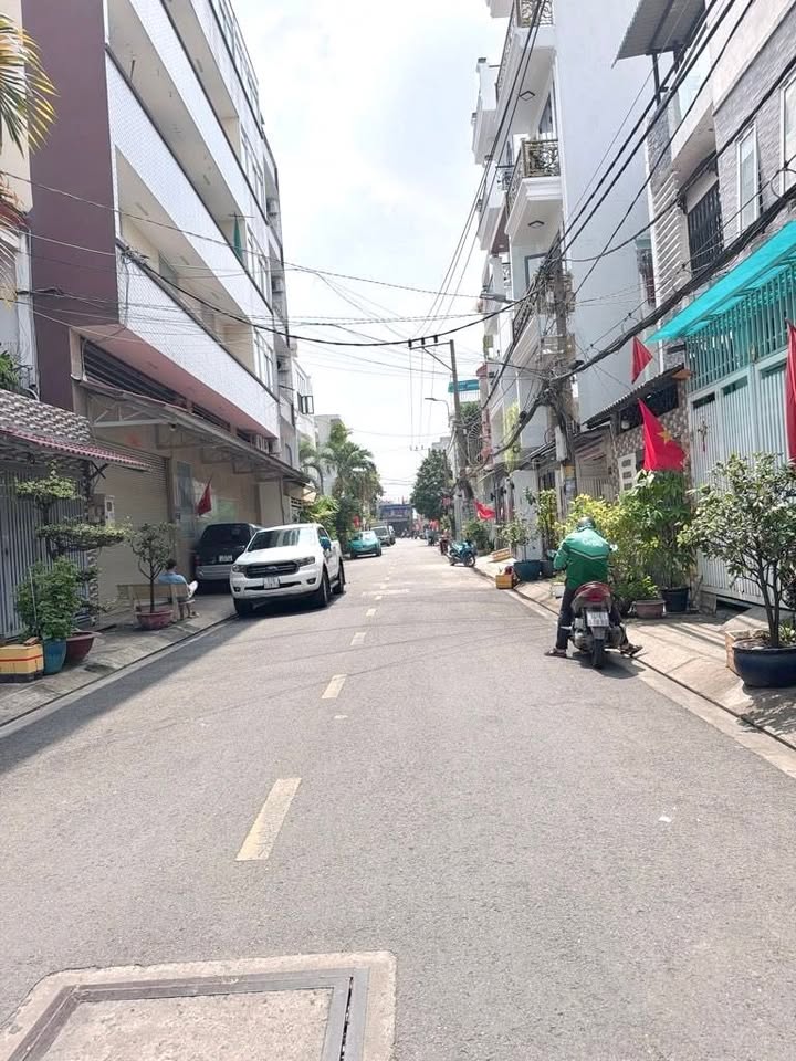 Nhà riêng Thoại Ngọc Hầu 115m² - Ô tô vào tận nhà, không lộ giới!