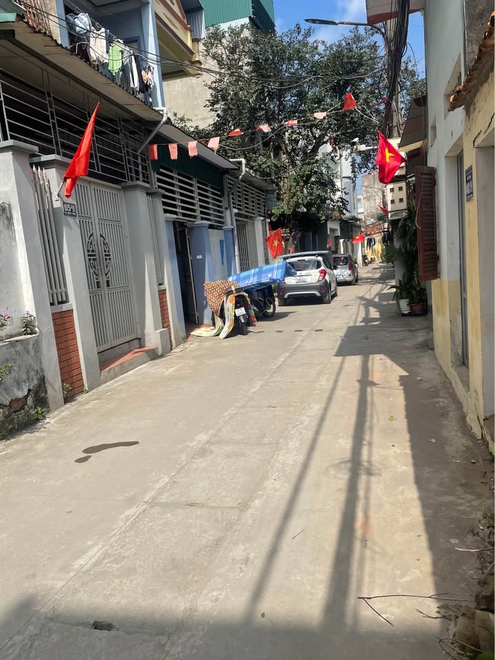 Bán nhà 2 tầng Nam Sơn, Trường Thi 46m² - Chính chủ bán gấp!