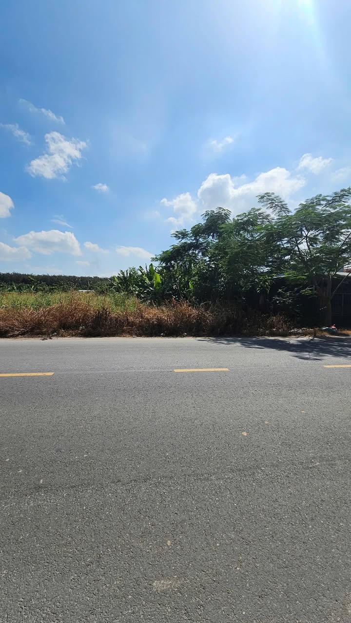 Đất Vàng 1495m² Mặt Tiền Nguyễn Khuyến Nối Dài, Tân Uyên - Kinh Doanh Đa Ngành!