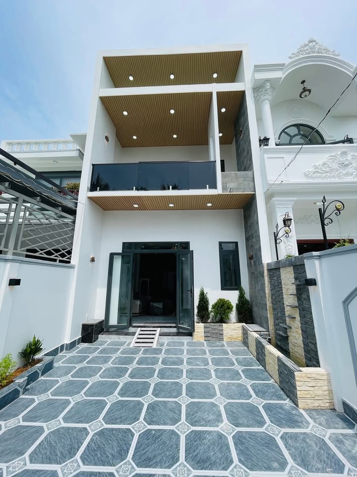 Bán nhà KDC Long Hòa A Mỹ Tho 125m² giá 2.9 tỷ - Sẵn sàng ở ngay!