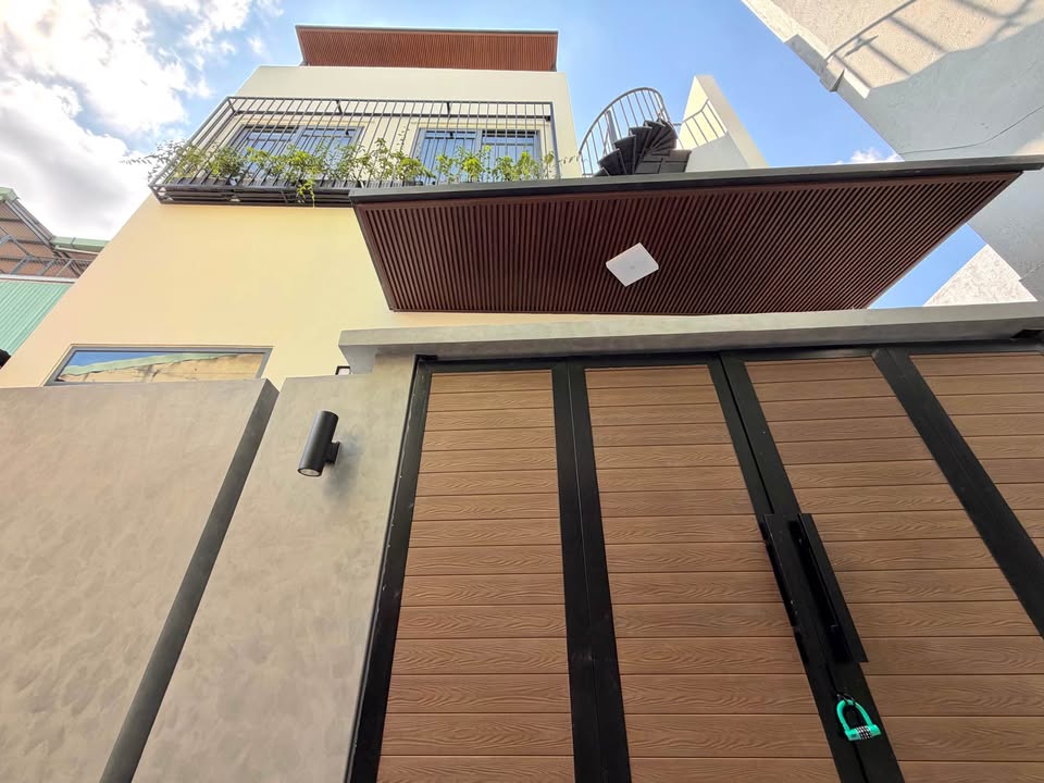 Nhà 3 Tầng Sân Thượng Đẹp, Full Nội Thất, 50m² - Hàm Nghi, Thanh Khê, Đà Nẵng