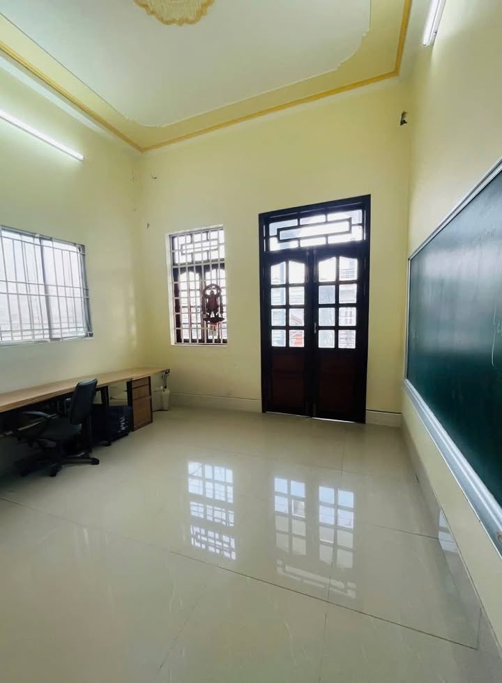 Bán nhà phố Ninh Kiều 83m² giá 4.35 tỷ - Ô tô vào tận nhà!