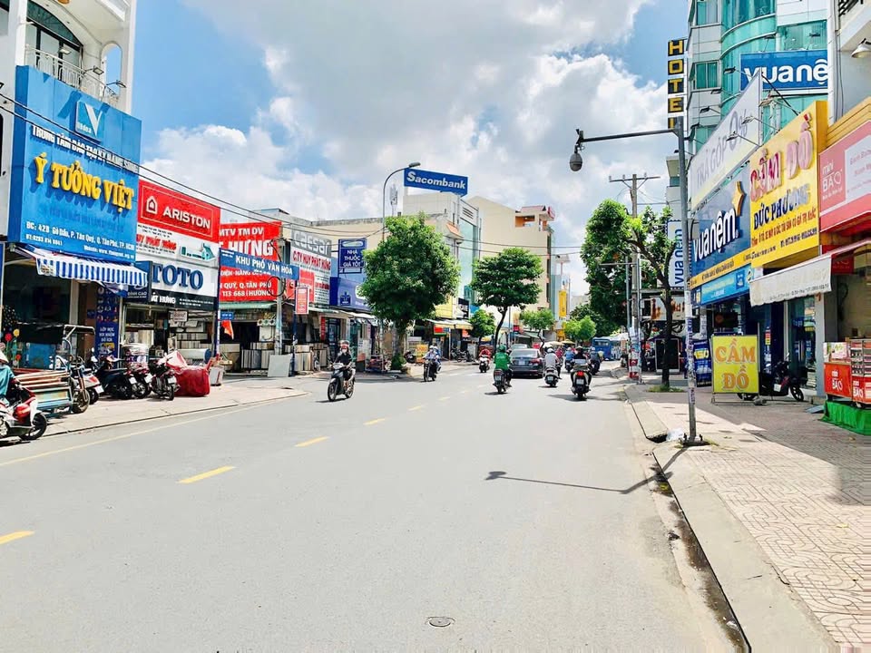 Nhà Mặt Tiền Gò Dầu, Tân Phú 17.3 tỷ - Kinh doanh sầm uất!