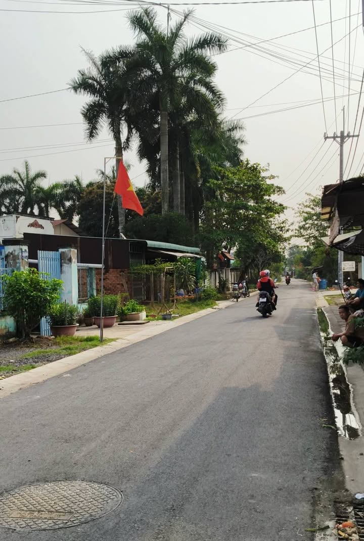 Bán nhà mặt tiền Phạm Thị Xích Củ Chi 552m² 15 tỷ - Dòng tiền ổn định