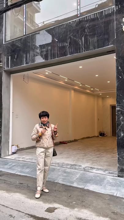 Nhà 7 Tầng Thang Máy Trung Tâm Ngọc Thụy, Long Biên - Kinh Doanh Đỉnh Cao