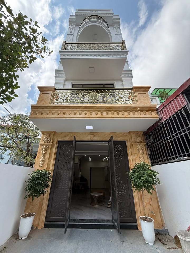 Nhà riêng Kiến An 52m² 3.85 tỷ - Ô tô vào tận nhà!