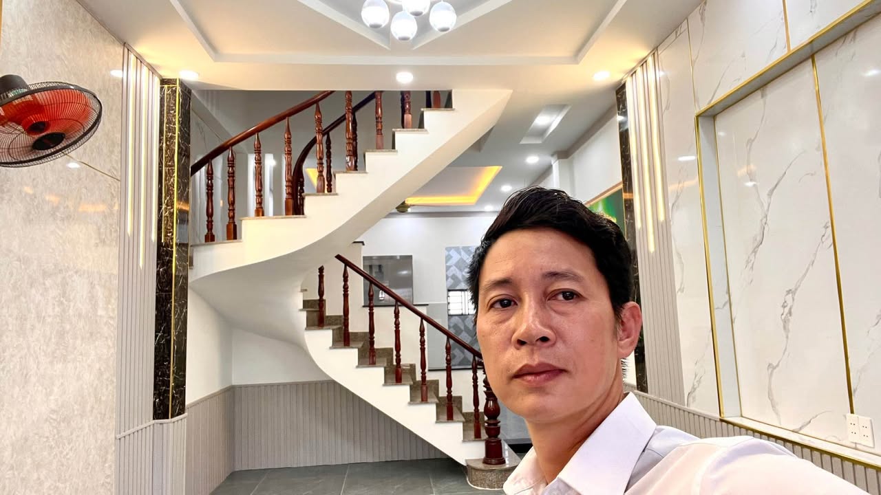 Nhà Mặt Tiền KD Tân Đông Hiệp, Dĩ An - 96m², 3PN, Giá 4 Tỷ