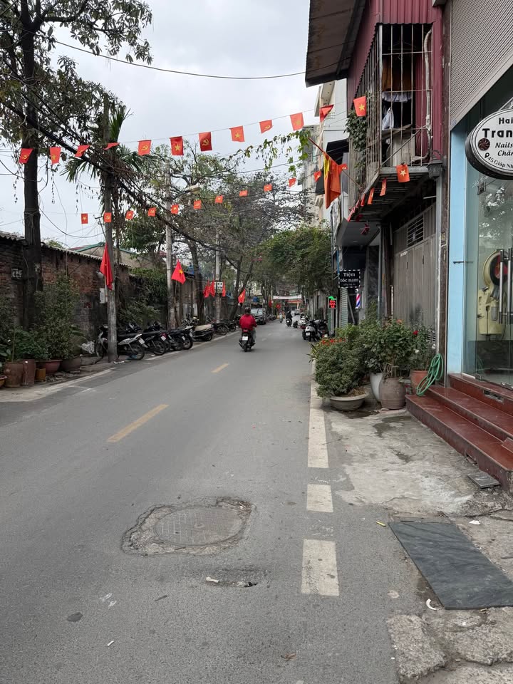 Bán Nhà Phố Trương Định 30m² Nhỉnh 4 Tỷ - Full Nội Thất Ở Ngay!