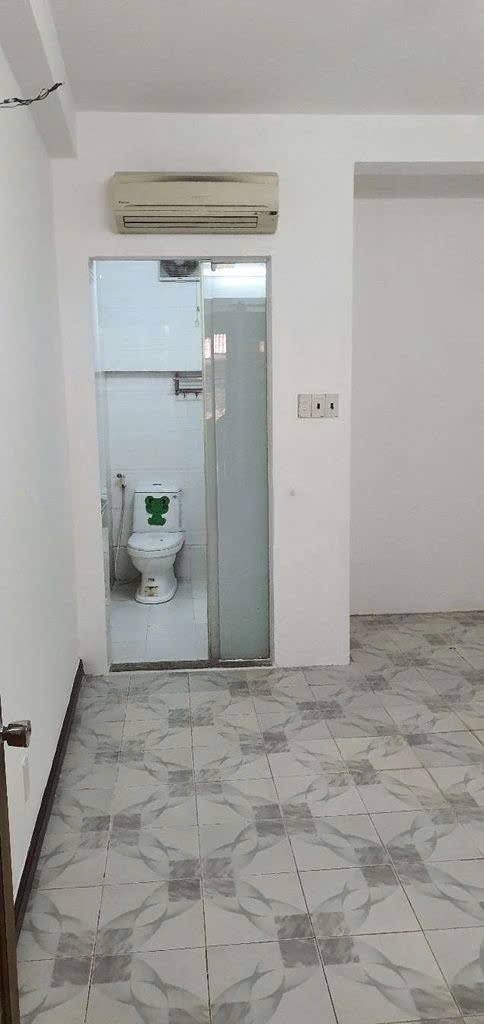 Nhà Nguyên Căn Đường 3/2 P.11 Q.10 45m² - Sẵn Sàng Ở Ngay!