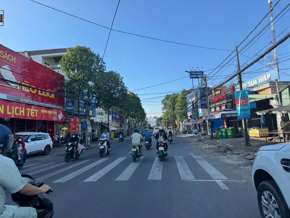 Nhà riêng Tam Hiệp Biên Hòa 84m² giá 2.3 tỷ - Sổ hồng sẵn!