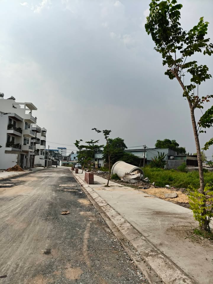 Đất nền Hóc Môn 100m² giá 3.89 tỷ - Hạ tầng hoàn thiện!