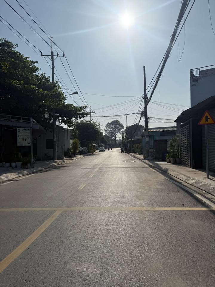 Bán Đất Mặt Tiền Lê Thị Lơ Hóc Môn 90m² - Kinh Doanh Sầm Uất