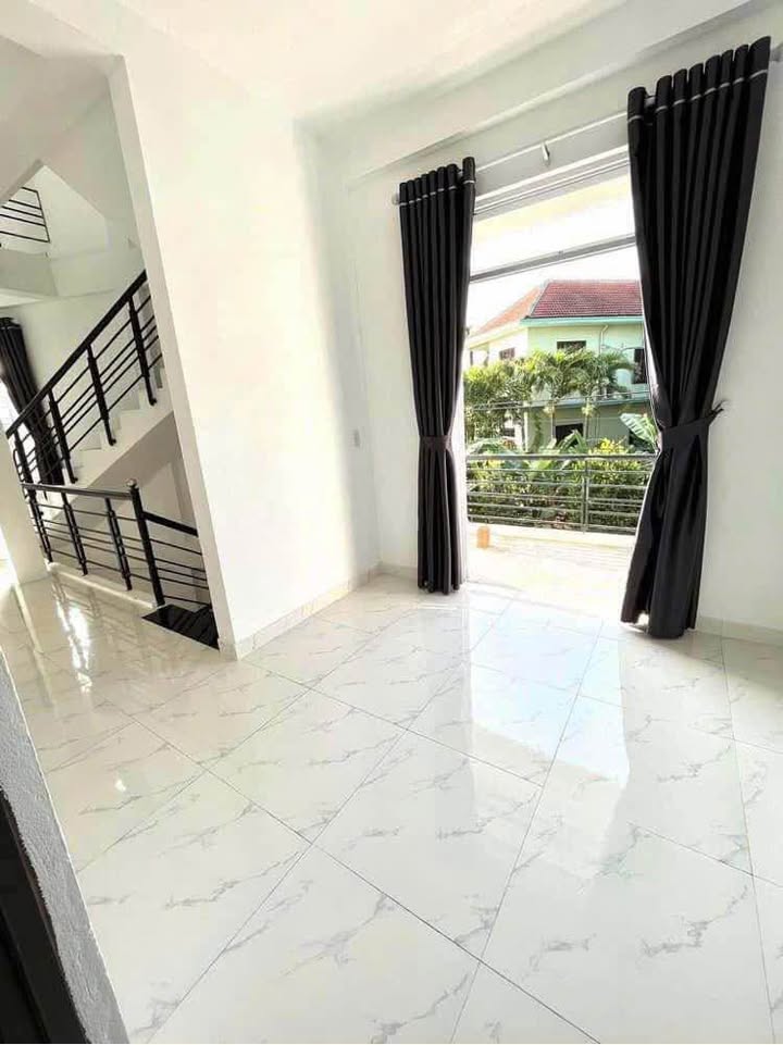 Nhà riêng Huế 140m², Kiệt Khúc Thừa Dụ - Giá 2.6 tỷ, vị trí đẹp!