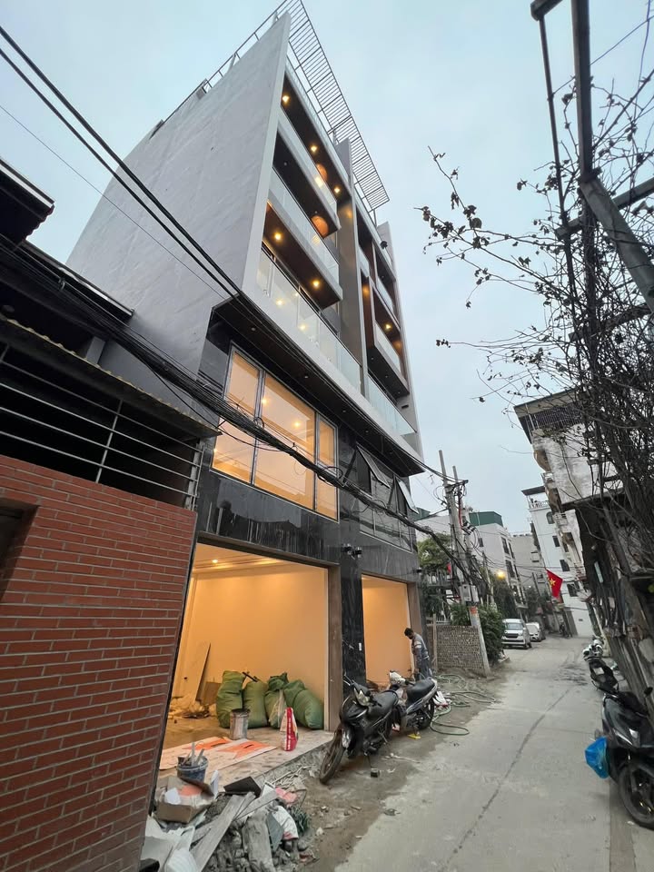 Bán nhà phố Ngọc Thụy 52m² - 7 tầng thang máy - Ô tô đỗ cửa