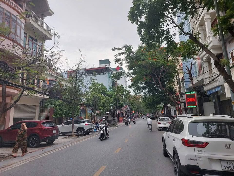 Nhà Phố Lô Góc Cát Dài, Lê Chân 14.5 Tỷ - Mặt Tiền Kinh Doanh Hiệu Quả!