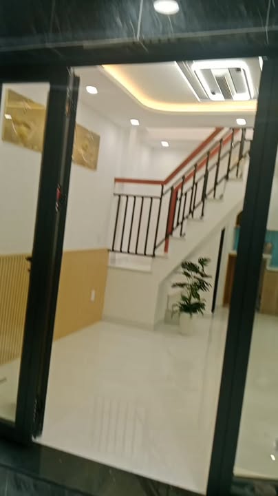 Nhà 3.18 Tỷ Quận 8 - 2PN, Sổ Hồng Riêng, Tặng Nội Thất