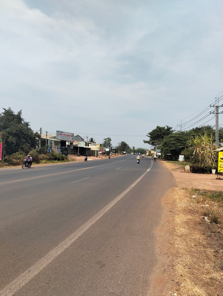 Đất nền Bình Long Quốc lộ 13 200m² - Sổ đỏ chính chủ!