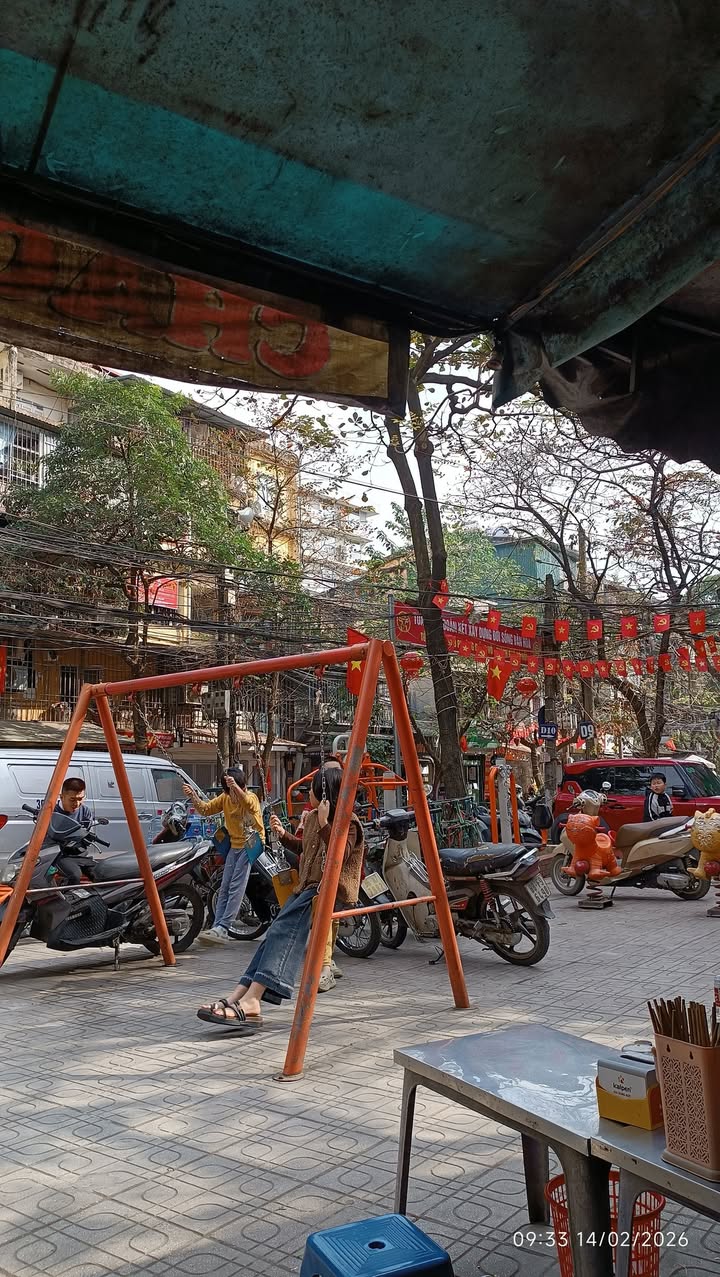 Nhà phố Trần Quang Diệu Đống Đa 57m² - Vị trí đắc địa