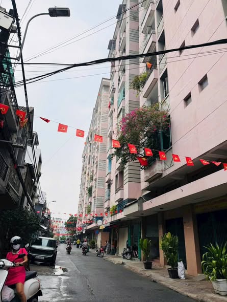 Căn hộ góc Chung cư Cây Mai Q.11 - 52m² - 3.x Tỷ - Full Nội Thất